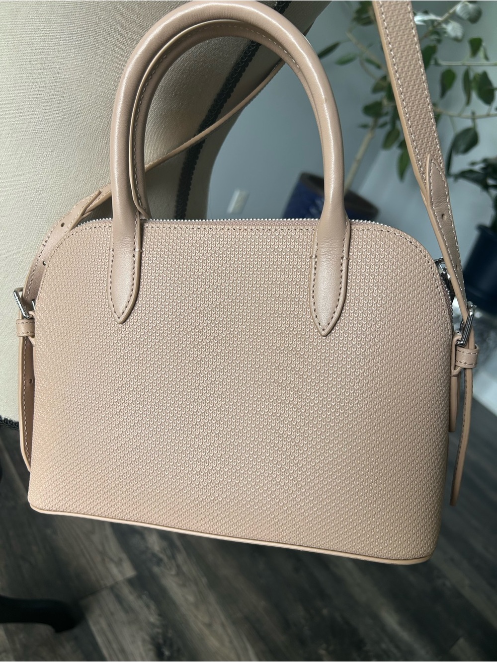 Lacoste Small Bugatti Crossbody - Picture 6 of 10